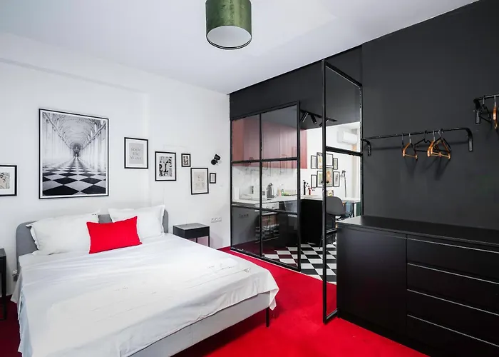 Art-inspired Flat With Private Garage * Sofia