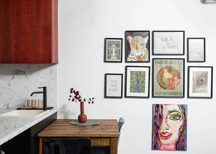 Apartament Art-inspired Flat With Private Garage Sofia